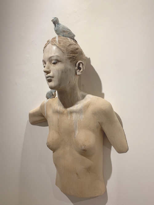 VERGINE by Leo Ferdinando Demetz