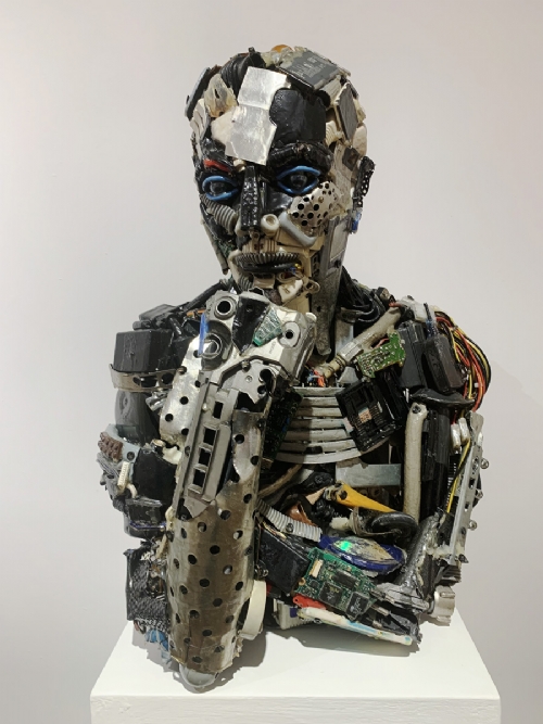 PENSATORE by Dario Tironi