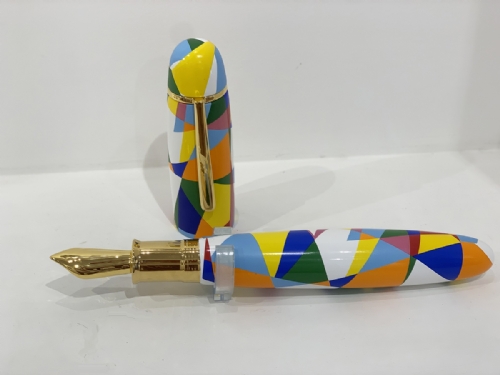 PENNA ARLECCHINO ORO by Giorgio Laveri PENNA ARLECCHINO ORO by Giorgio Laveri